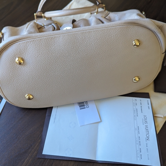 Louis Vuitton Mahina bag - Picture 10 of 16